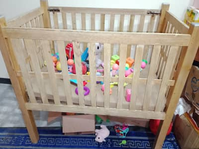 wooden baby cot/bed