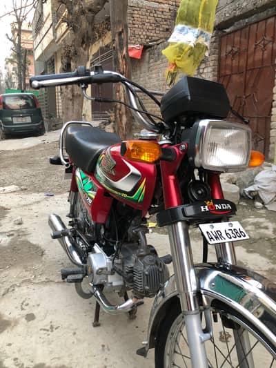 Honda cd 70 22 mdl first owner totally genuine bike urgent sale