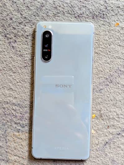 Sony experia 5 mark 2 NON PTA. 8+. 128 GB