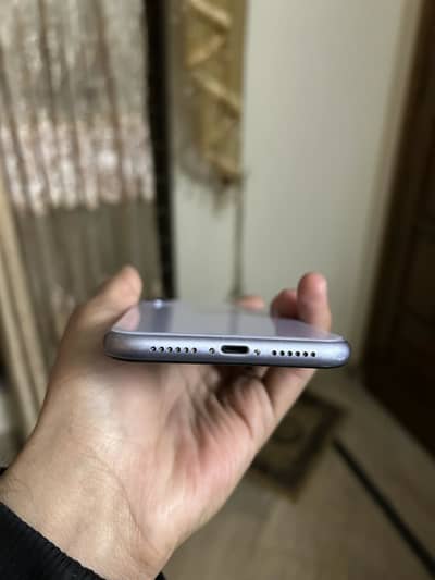 iPhone 11 factory unlock