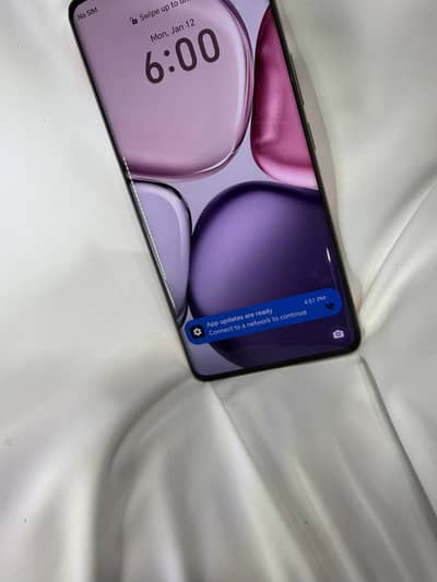 10/10 condition just 10 days use 4montg sim time available