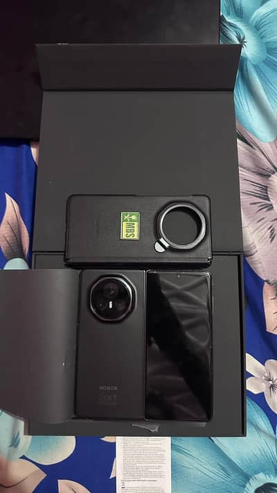 HONOR MAGIC V3 FOLD BLACK WITH BOX ALL ACCESSORIES