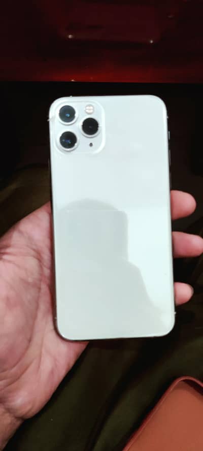 iphone 11 pro water pack