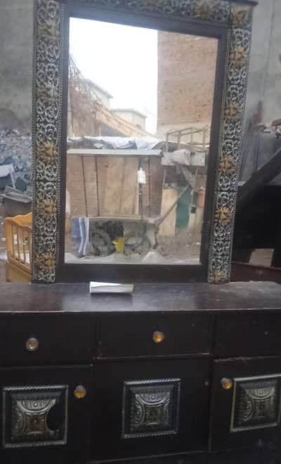 dressing almari urgent sale series people contact