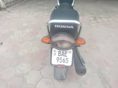 Cg Honda 125 is for sale