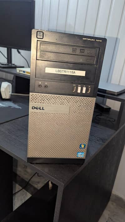 Dell 7010 Desktop computer