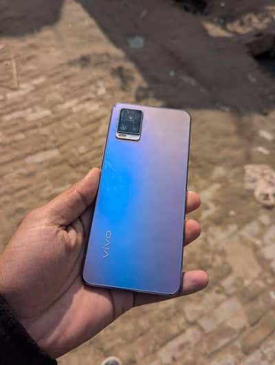 vivo v20 full ok box charger satha hy koi masla ni hy no open no repir