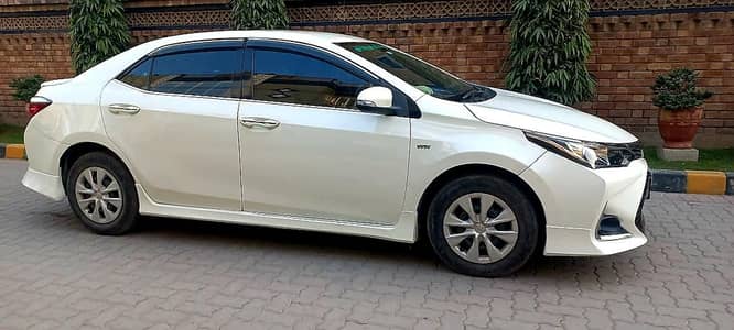 Toyota Corolla XLi Model 2015 Converted To 2025 GLi phon 0300 8885354