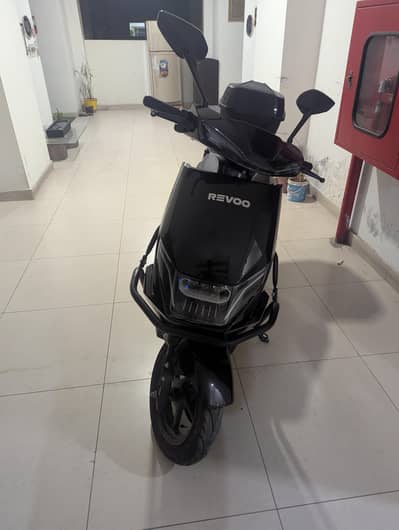 Revoo C32 || 3k Driven Only || Black