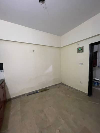 Flat For Sale In Beautiful Gulshan-E-Maymar - Sector Z