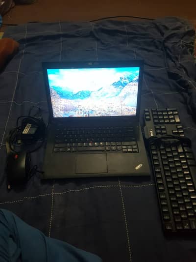 lenovo thinkpad 4gb ram 120gb ssd Windows 10