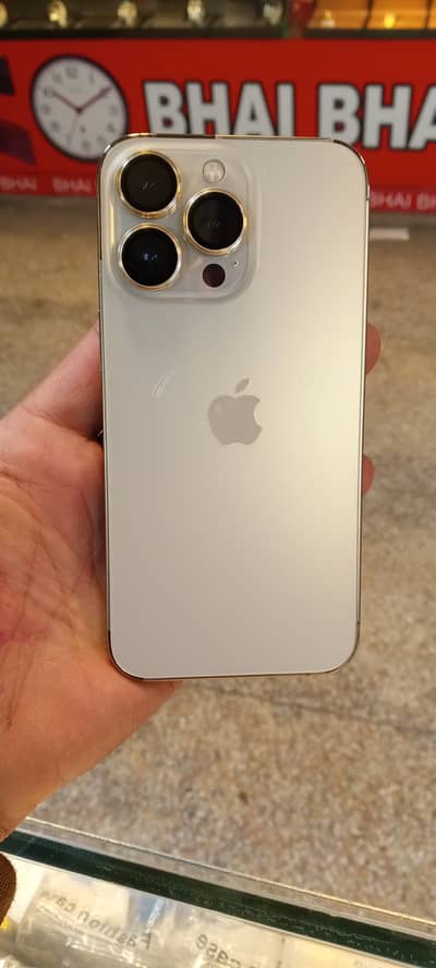 128gb 86%health gold colour jv