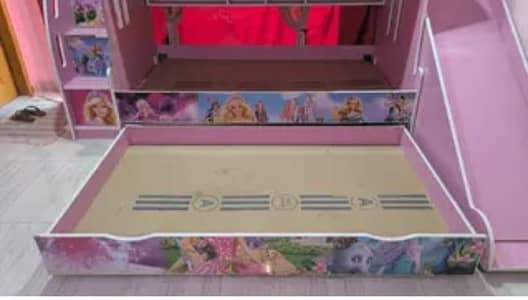 bunk bed | bunker bed | triple bed