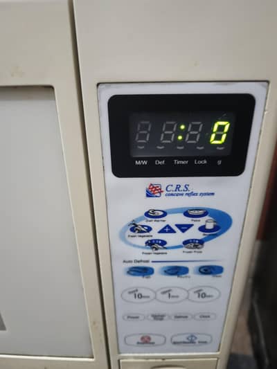 Dawlance Microwave oven.