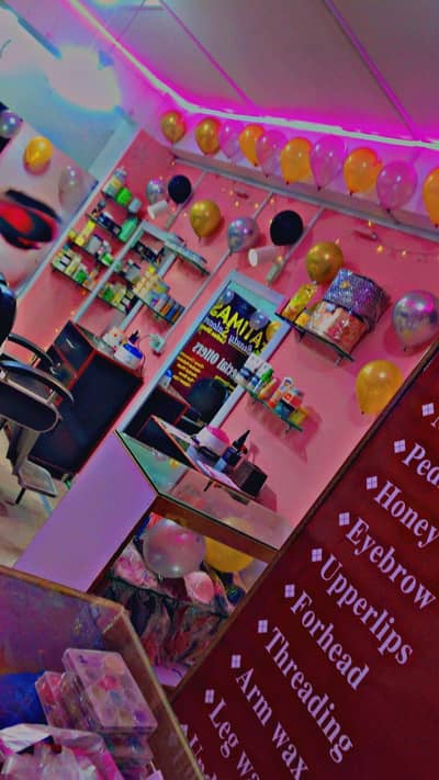 beauty parlour for sale G-15