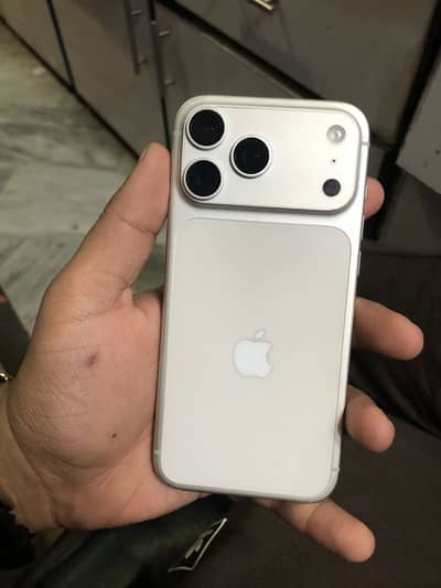 iPhone 17 Pro Max Jv