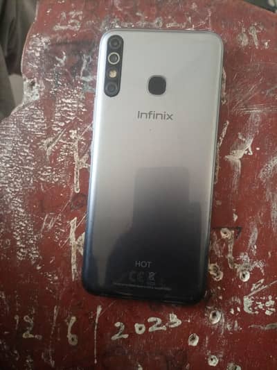 Infinix Hot 8