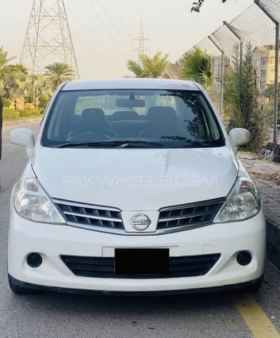 Nissan tiida 2007