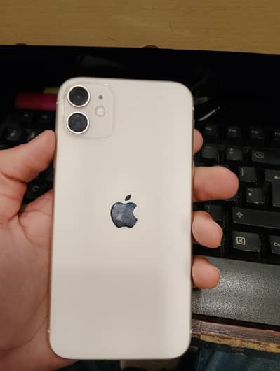 i phone 11 white color