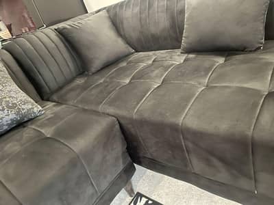 4 sofa sets new condition