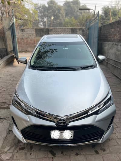 Toyota Corolla Altis Grande X CVT-i 1.8