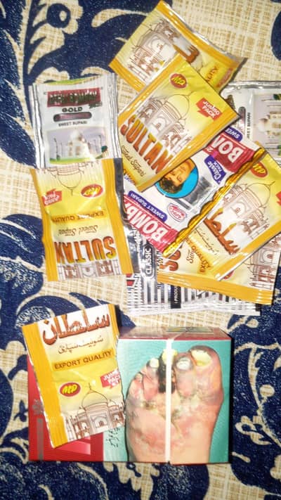 ofc boy ka km hy saf safai rakhni hy flats ki