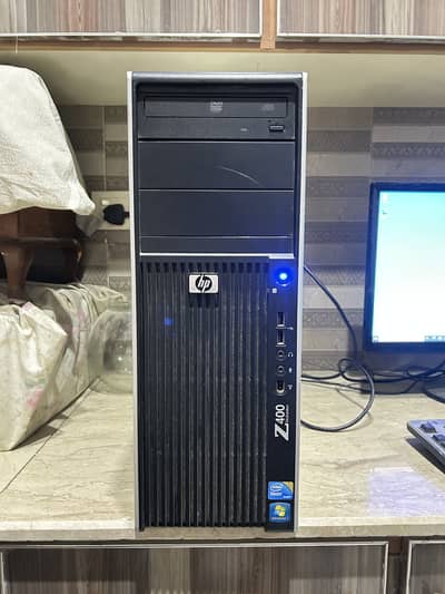 HP Z400 Workstation