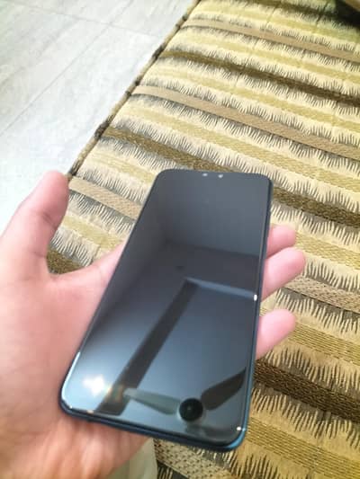 huawei y9 2019 4/64gb in perfect condition