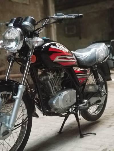 Suzuki gs 150 2026