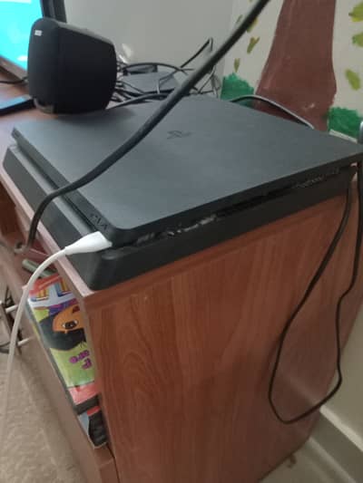 PS4 FOR SALE + 11 GAMES & 2 CONTROLLERS