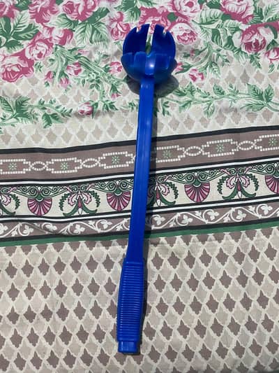 CIRCKET BALL THROWER