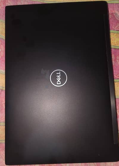 Dell Latitude i7 8th gen 7490 (16gb ram /256gb memory)