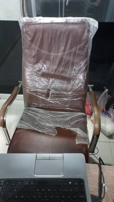 OFFICE CHAIR USED FOR SALE IN DISCOUNTED