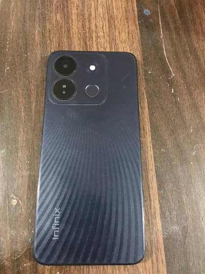 infinix smart 7 / without box 4/64 /8by10 condition