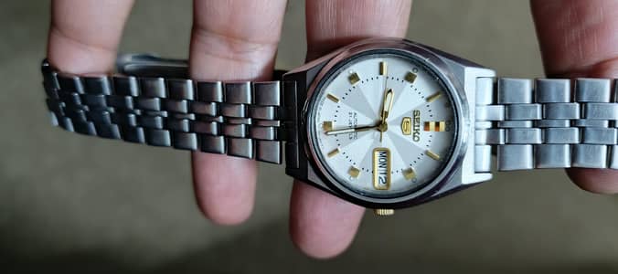 Seiko5 automatic jenuine watches