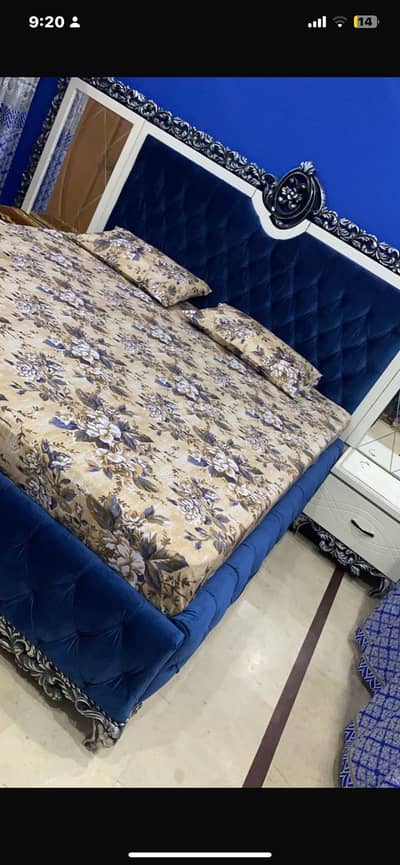 New turkish bed and dressing for sale with side tables