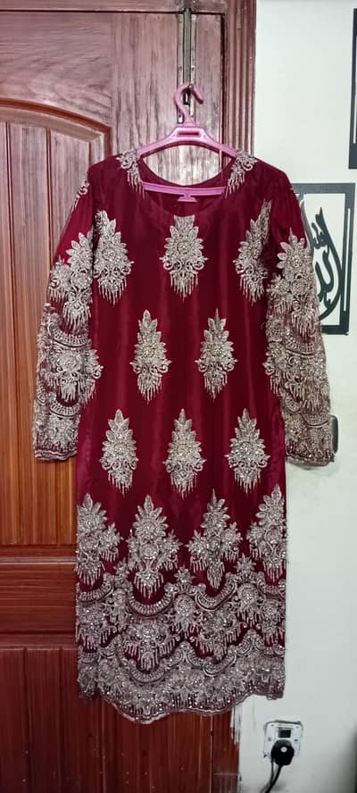 Luxury Embroidered Net Fancy Dress – Party / Wedding Wear – Size M