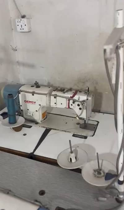 original Gemsy singer