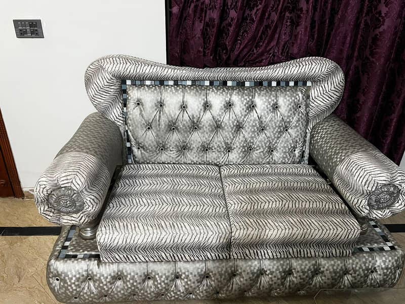 Sofa set - 6 seater sofa set - Sofa set with table - Luxury sofa set 4