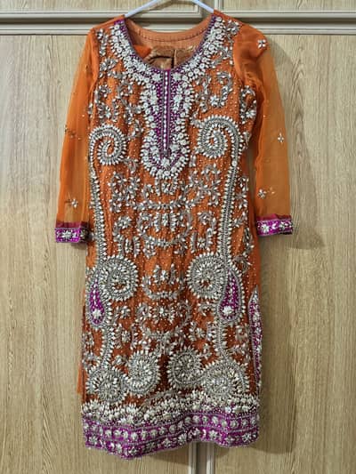 Ladies Formal | Wedding | Fancy Dresses For Sale ( DEMANDING ARTICLES)