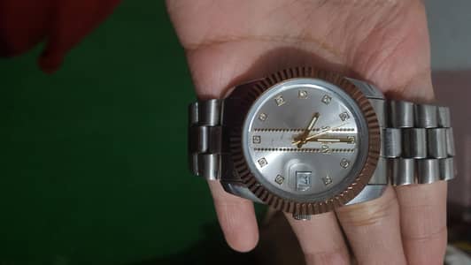 men watches availble