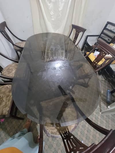 Dinining table with 6 chairs