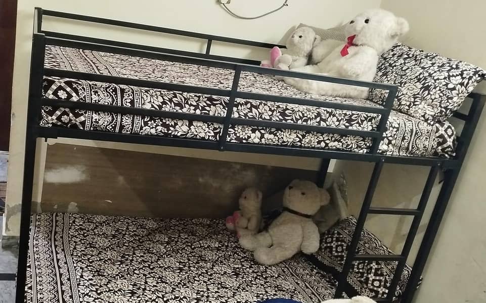 Bunk bed 0