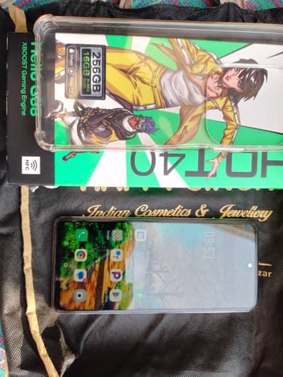 Infinix Hot 40 8/8 256