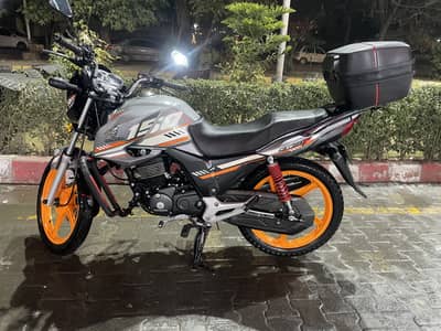 Honda CB 150F 2024