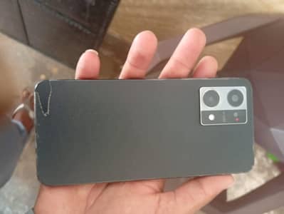 oppo f 21 pro 4g   glass break pic ma ap Dikh skty ha  open No repair