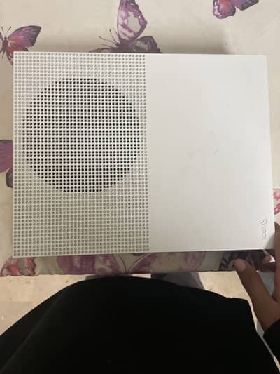 XboxS1 sale with two controllers