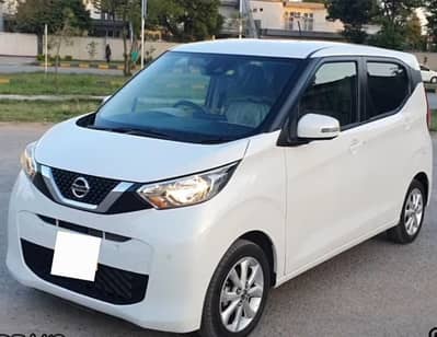 Nissan Dayz X Pearl White