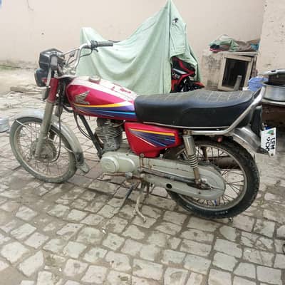 Honda 125cg  model 2010 03057957656