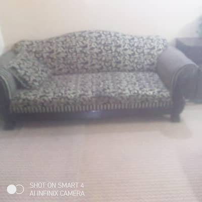 SOFA SET / GOOD QUALITY